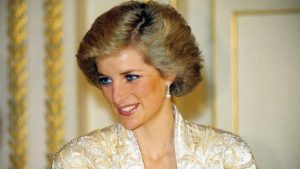 Una nueva polémica en torno a un libro sobre la princesa Diana sacude a la familia real británica
